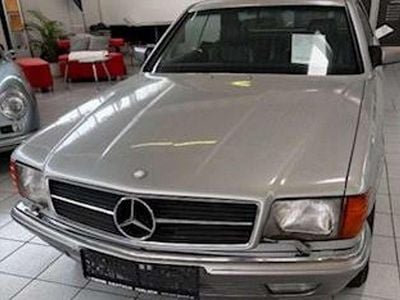 Silber Gebraucht 1985 Mercedes 500 Coupé | € 35.000