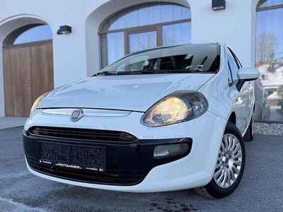 Weiß Gebraucht 2011 Fiat Punto Easy Limousine | € 4.990 (Fairer Preis)