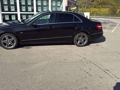 Gebraucht Mercedes E220 Avantgarde 170 PS (125 kW) 2011 Limousine