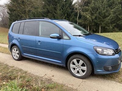 Blau Gebraucht 2015 VW Touran Comfortline Van / Kleinbus | € 13.000 (Superpreis)