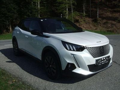 Gebraucht Peugeot e-2008 GT 100 kW (136 PS) 2022 Weiß SUV