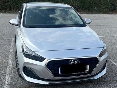 gebraucht Hyundai i30 Fastback 14 T-GDi Premium