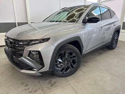 Silber Neu 2025 Hyundai Tucson SUV | € 43.082 (Etwas zu teuer)