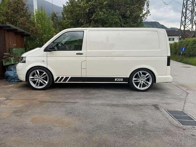 Weiß Gebraucht 2008 VW T5 Van | € 10.000