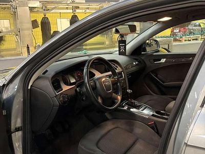 Silber Gebraucht 2009 Audi A4 Kombi | € 11.000
