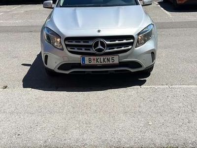 Mercedes GLA200