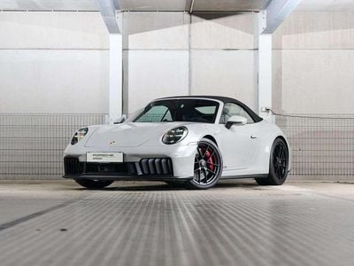 Hellgrau normal Gebraucht 2025 Porsche 911 Carrera 4 GTS Cabrio | € 259.840