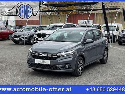 Grau Neu 2025 Dacia Sandero Expression Kleinwagen | € 17.990 (Guter Preis)