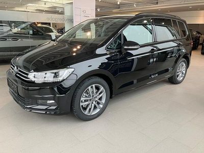 Schwarz metallic Gebraucht 2026 VW Touran Van / Kleinbus | € 45.500
