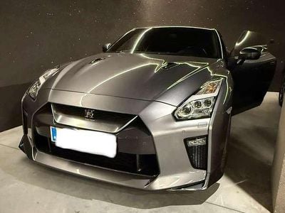 Grau Gebraucht 2018 Nissan GT-R GT Coupé | € 128.000