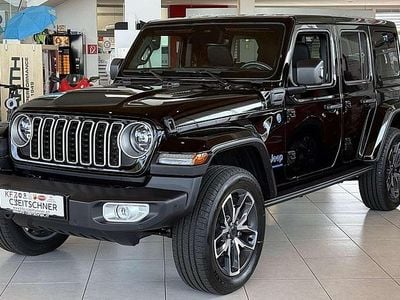 Neu Jeep Wrangler Sahara 272 PS (200 kW) 2025 Schwarz SUV