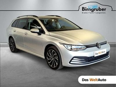 Gebraucht VW Golf VIII Life 116 PS (85 kW) 2024 Silber  metallic Kombi