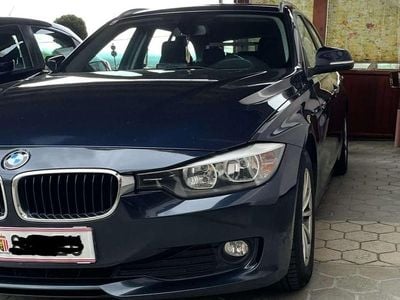 Blau Gebraucht 2014 BMW 318 Kombi | € 9.200 (Fairer Preis)