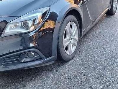 Schwarz Gebraucht 2014 Opel Insignia Country Tourer Kombi | € 8.700