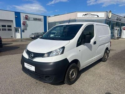 Weiß Gebraucht 2012 Nissan NV200 Van / Kleinbus | € 5.990