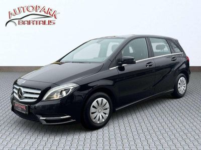 Schwarz Gebraucht 2014 Mercedes B160 Van / Kleinbus | € 11.990