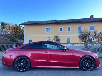 Gebraucht Mercedes E220 194 PS (142 kW) 2018 Rot Coupé
