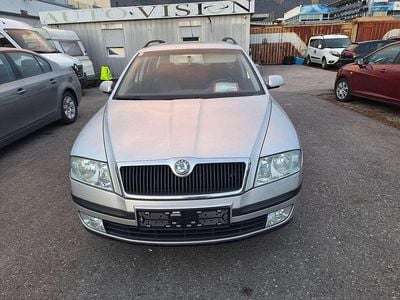 Grau Gebraucht 2006 Skoda Octavia Elegance Kombi | € 2.750 (Fairer Preis)