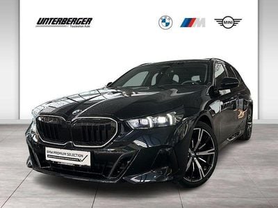 Gebraucht BMW 520 M Sport 197 PS (144 kW) 2025 Schwarz Kombi