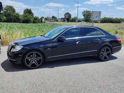 Mercedes E220