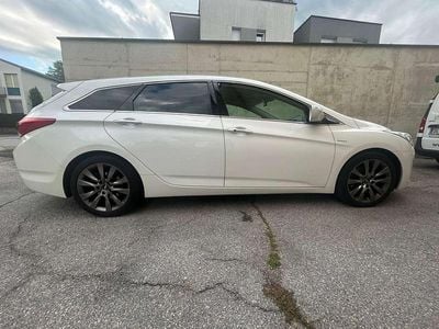 Gebraucht 2014 Hyundai i40 Premium Kombi | € 10.499 (Fairer Preis)