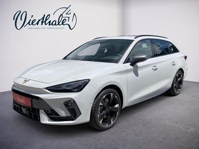 Weiss metallic Gebraucht 2025 Cupra Leon Kombi | € 44.950 (Etwas zu teuer)