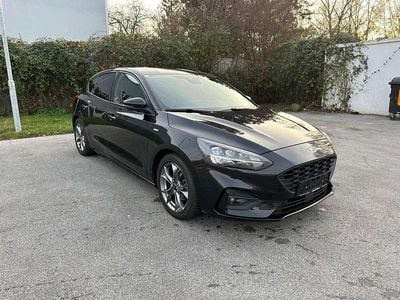 Schwarz Gebraucht 2021 Ford Focus ST-Line Limousine | € 16.500 (Guter Preis)