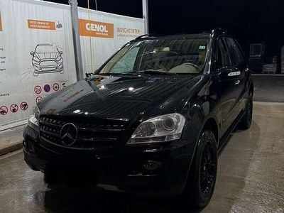 Gebraucht 2006 Mercedes ML320 SUV | € 8.000 (Guter Preis)