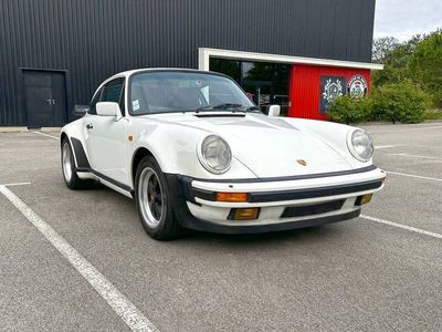 Weiß Gebraucht 1985 Porsche 911 Carrera Coupé | € 112.000