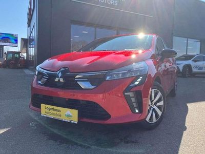 Neu Mitsubishi Colt Invite 65 PS (47 kW) 2025 Rot Limousine
