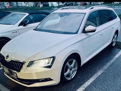 Weiß Gebraucht 2019 Skoda Superb Style Kombi | € 21.999 (Fairer Preis)