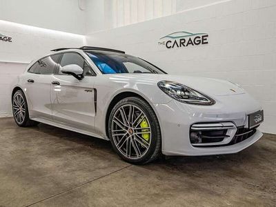 Porsche Panamera 4