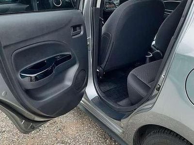 Gebraucht Mitsubishi Space Star Invite 80 PS (58 kW) 2017 Silber Kleinwagen