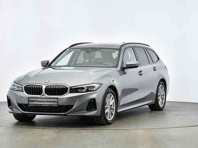 Skyscraper grau Gebraucht 2023 BMW 320 | € 34.900 (Guter Preis)