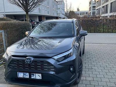 Gebraucht Toyota RAV4 218 PS (160 kW) 2025 Grau SUV