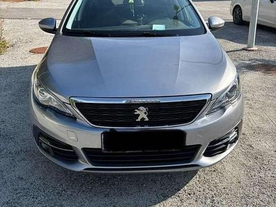 Grau Gebraucht 2020 Peugeot 308 Style Kleinwagen | € 10.500 (Superpreis)