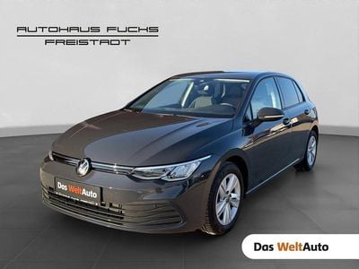 Grau Gebraucht 2021 VW Golf Life Limousine | € 21.900 (Etwas zu teuer)