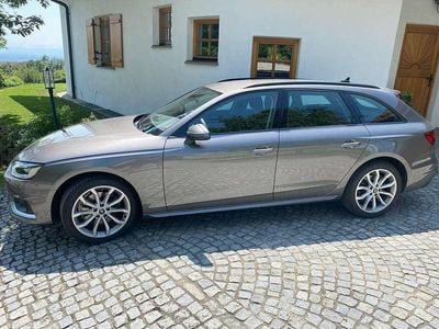 gebraucht Audi A4 A4 Avant 35 TDI advanced S-tronic Werksgarantie