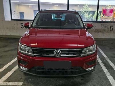 Rot Gebraucht 2016 VW Tiguan Comfortline SUV | € 15.900 (Guter Preis)