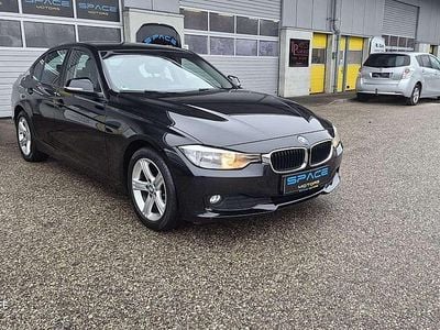 Schwarz Gebraucht 2013 BMW 318 Limousine | € 10.490 (Guter Preis)