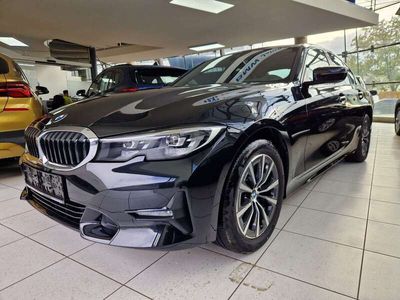 gebraucht BMW 318 i Aut. "Sport Line" Teilleder/Sportsitze/AHK/Navi