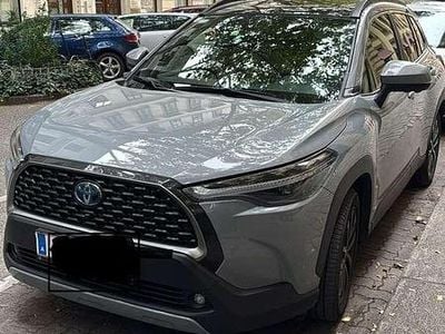 Silber Gebraucht 2023 Toyota Corolla Lounge Limousine | € 26.000