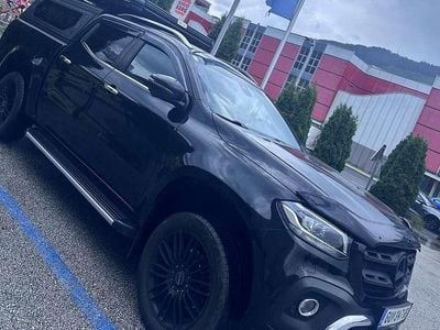 Schwarz Gebraucht 2018 Mercedes X250 Edition Abholung | € 40.990