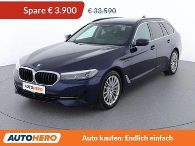 Gebraucht BMW 530e 292 PS (214 kW) 2022 Blau Kombi