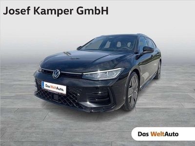 Schwarz metallic Gebraucht 2025 VW Passat Sport Kombi | € 44.990