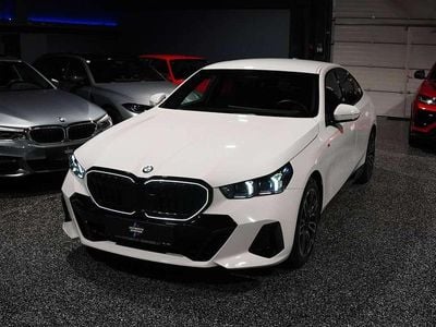 Weiß Gebraucht 2024 BMW 520 M Sport Limousine | € 57.999