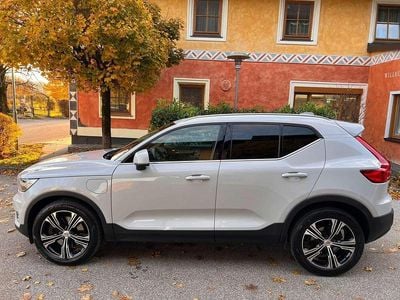 Silber Gebraucht 2021 Volvo XC40 Inscription SUV | € 28.000 (Fairer Preis)