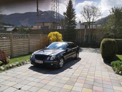 Gebraucht 2005 Mercedes E280 Avantgarde Limousine | € 11.999