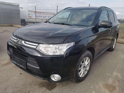 Gebraucht Mitsubishi Outlander Invite 150 PS (110 kW) 2013 Schwarz SUV