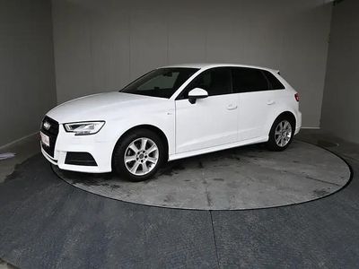 Gebraucht Audi A3 Basis 116 PS (85 kW) 2020 Weiss  normal Limousine